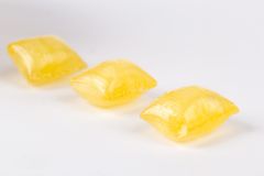 AKİDE ŞEKERİ CAM SARI (LİMONLU)